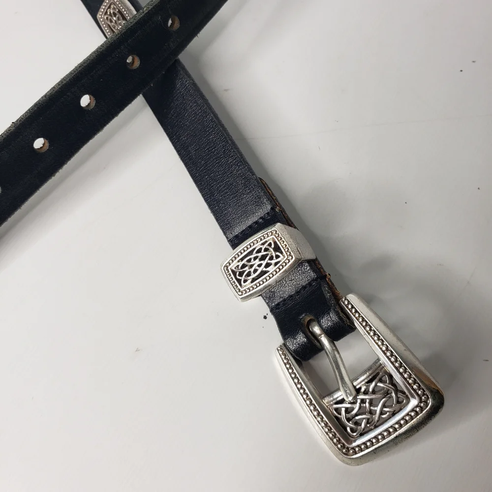 Tory Equestrian English Bridle Leather Silver Tone Buckle Celtic Narrow Belt 28